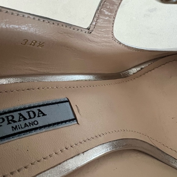 Prada metallic silver leather dual strap mary jane shoes with block heel. - Picture 9 of 14